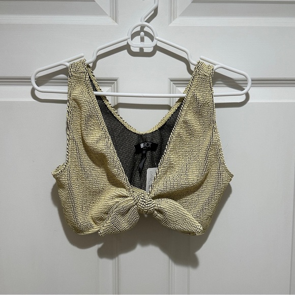 Brand new beach riot swimsuit - Picture 1 of 8